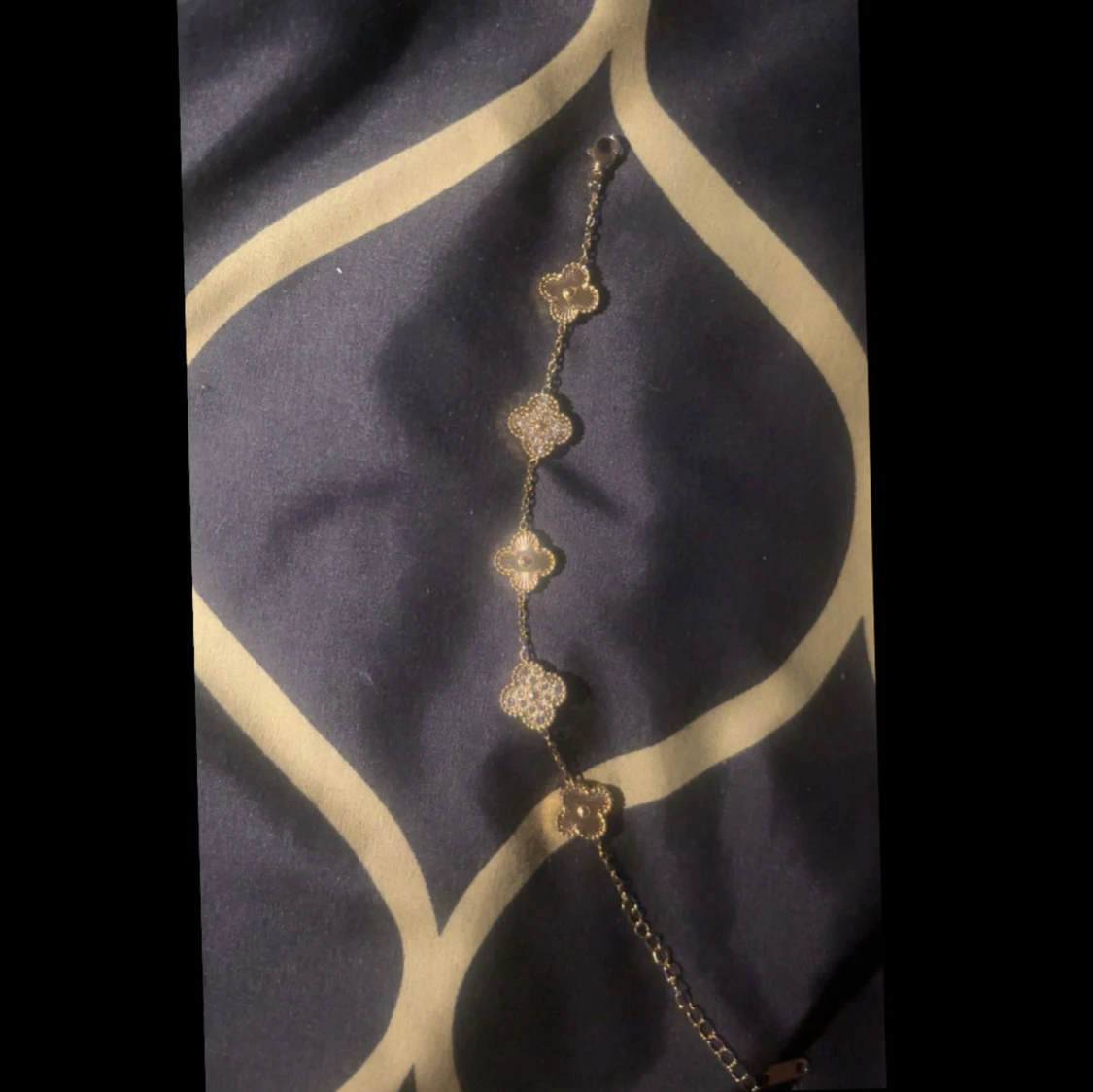 Guldigt armband  - 3