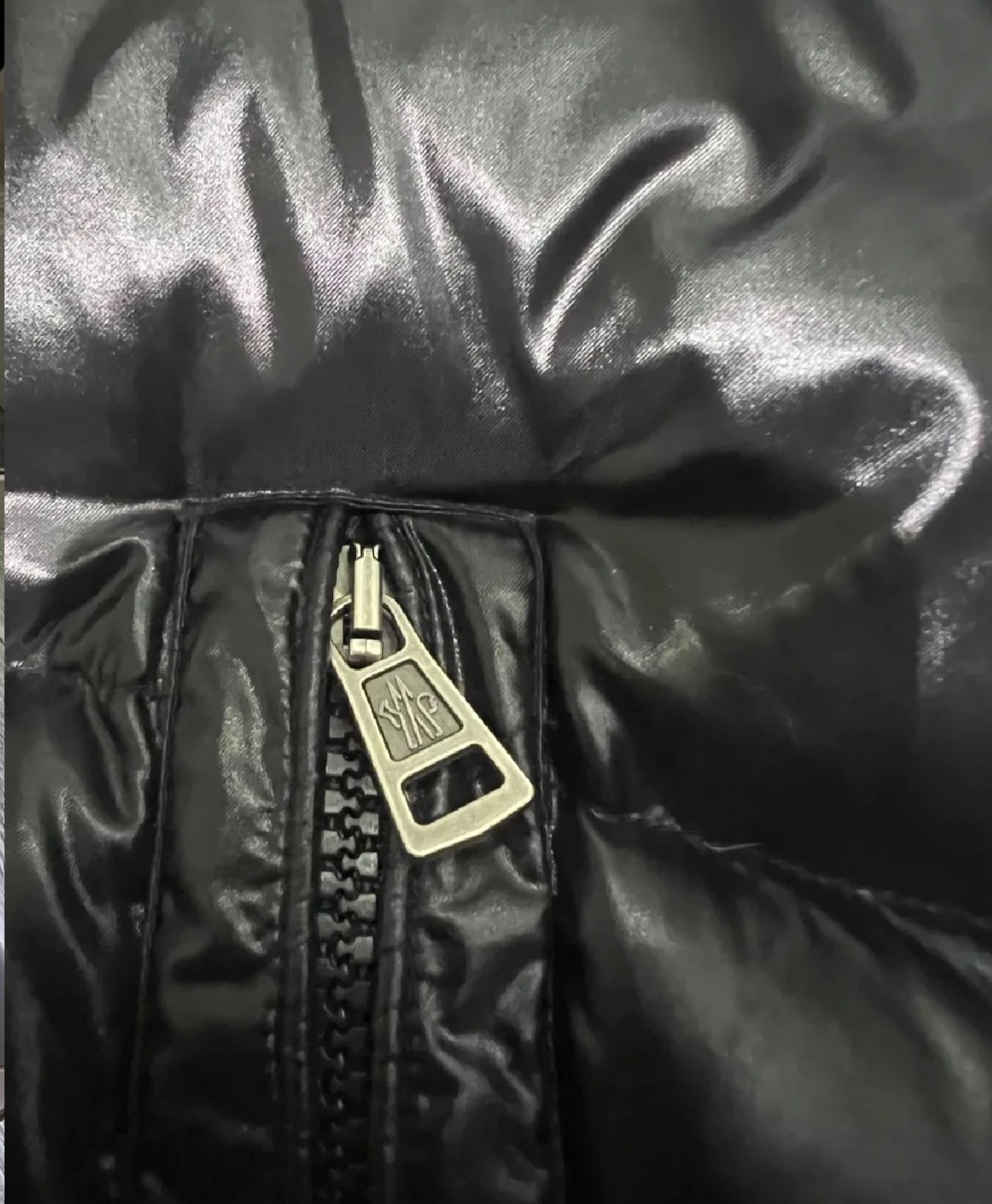 Svart Moncler pufferjacka med huva - 3