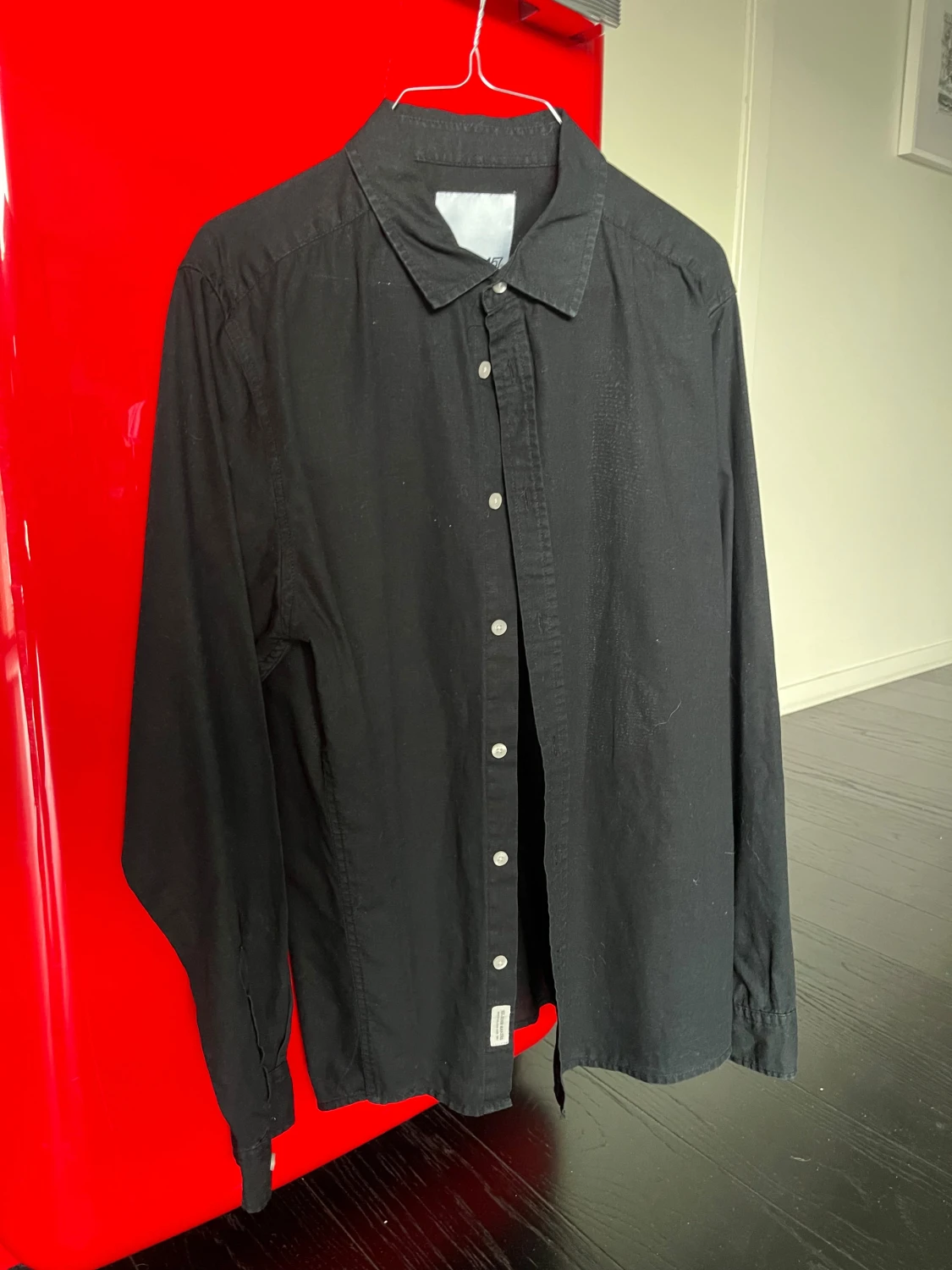 Svart klassisk skjorta i bomull