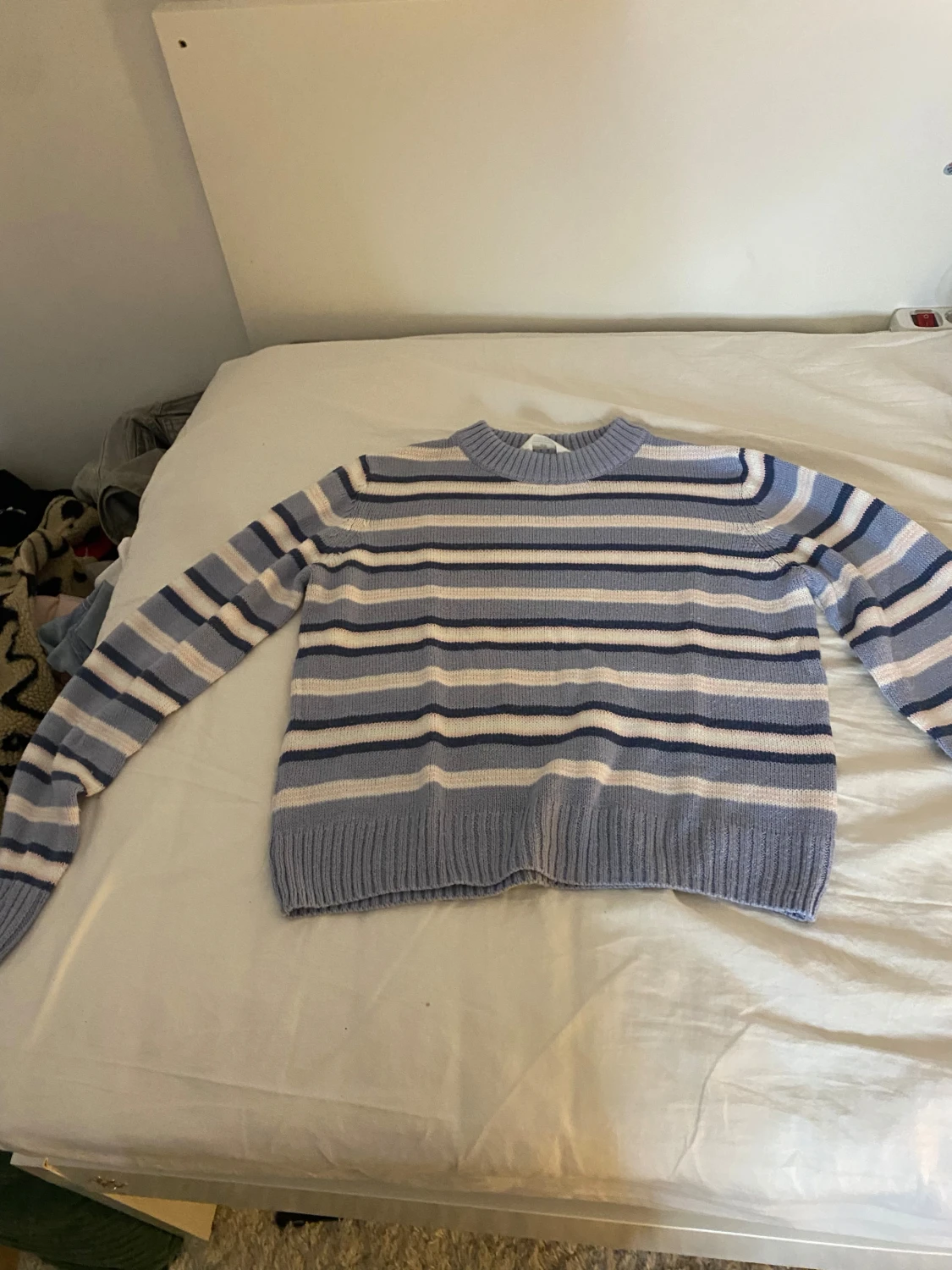 Randig stickad tröja från H&M