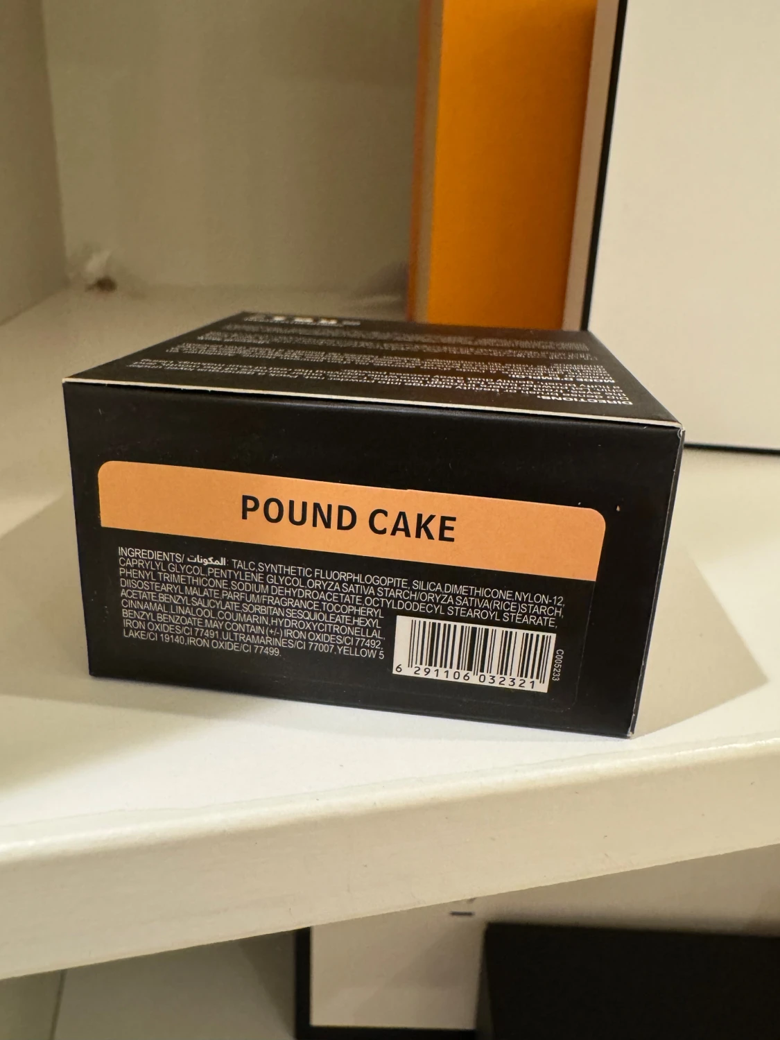 Huda Beauty Easy Bake Pound Cake puder - 1