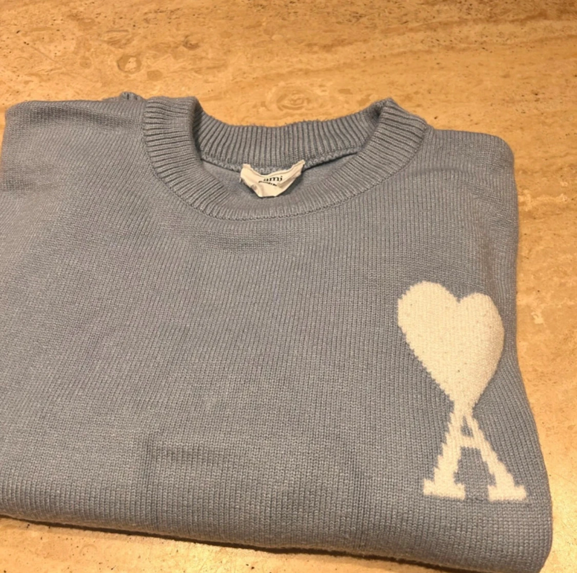 Ljusblå stickad tröja från Ami - 1