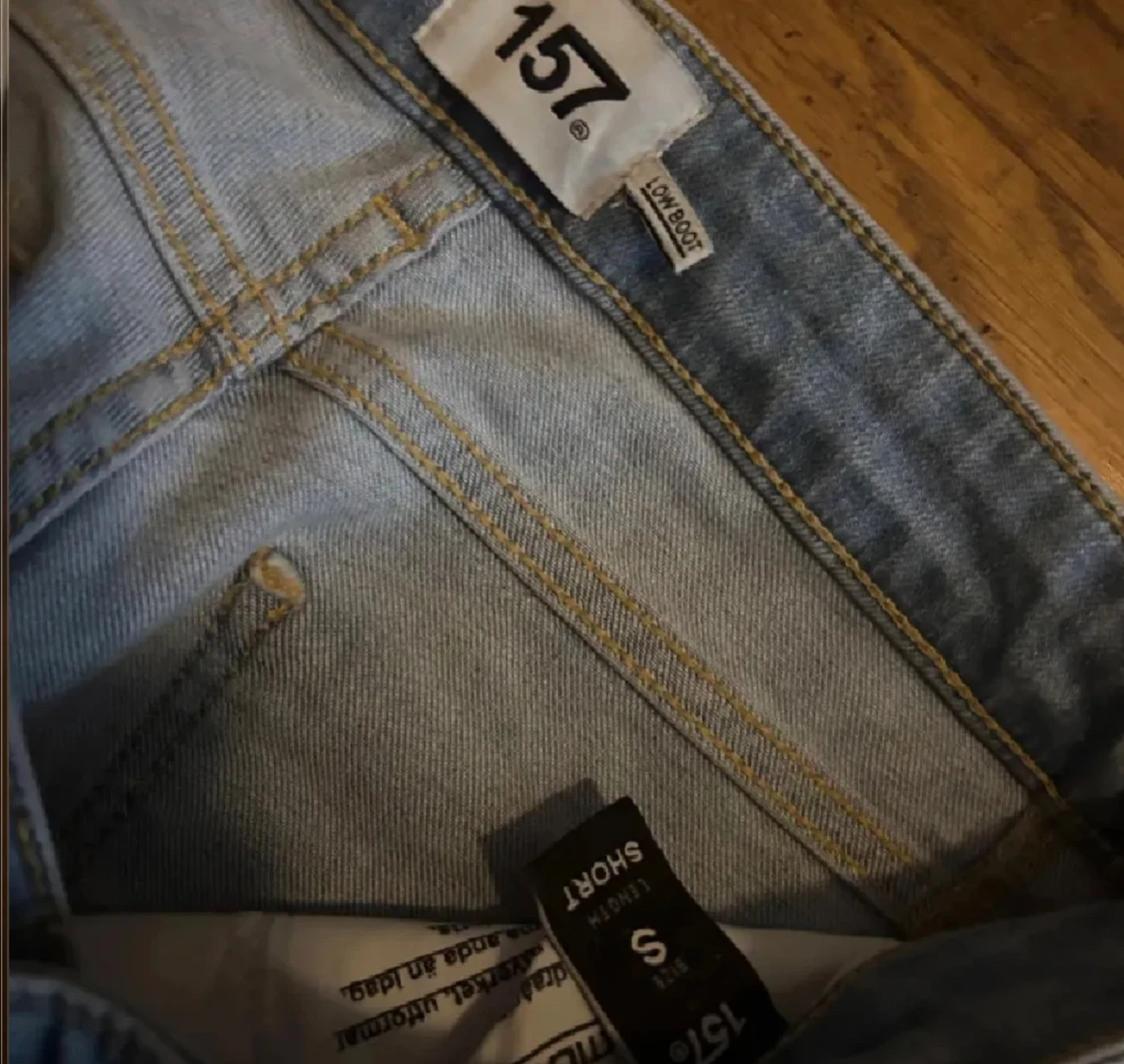 Bootcut ljusblå jeans S - 1