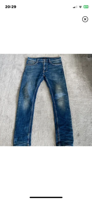 Nudie Jeans - Feta Nudie jeans med riktigt fet tvätt, storlek  W29/ L32!! Jötte bra skick!!