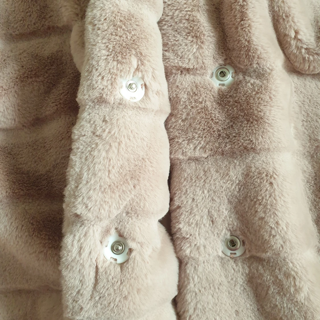 Rosa pälsjacka från Gold & Silver - 4