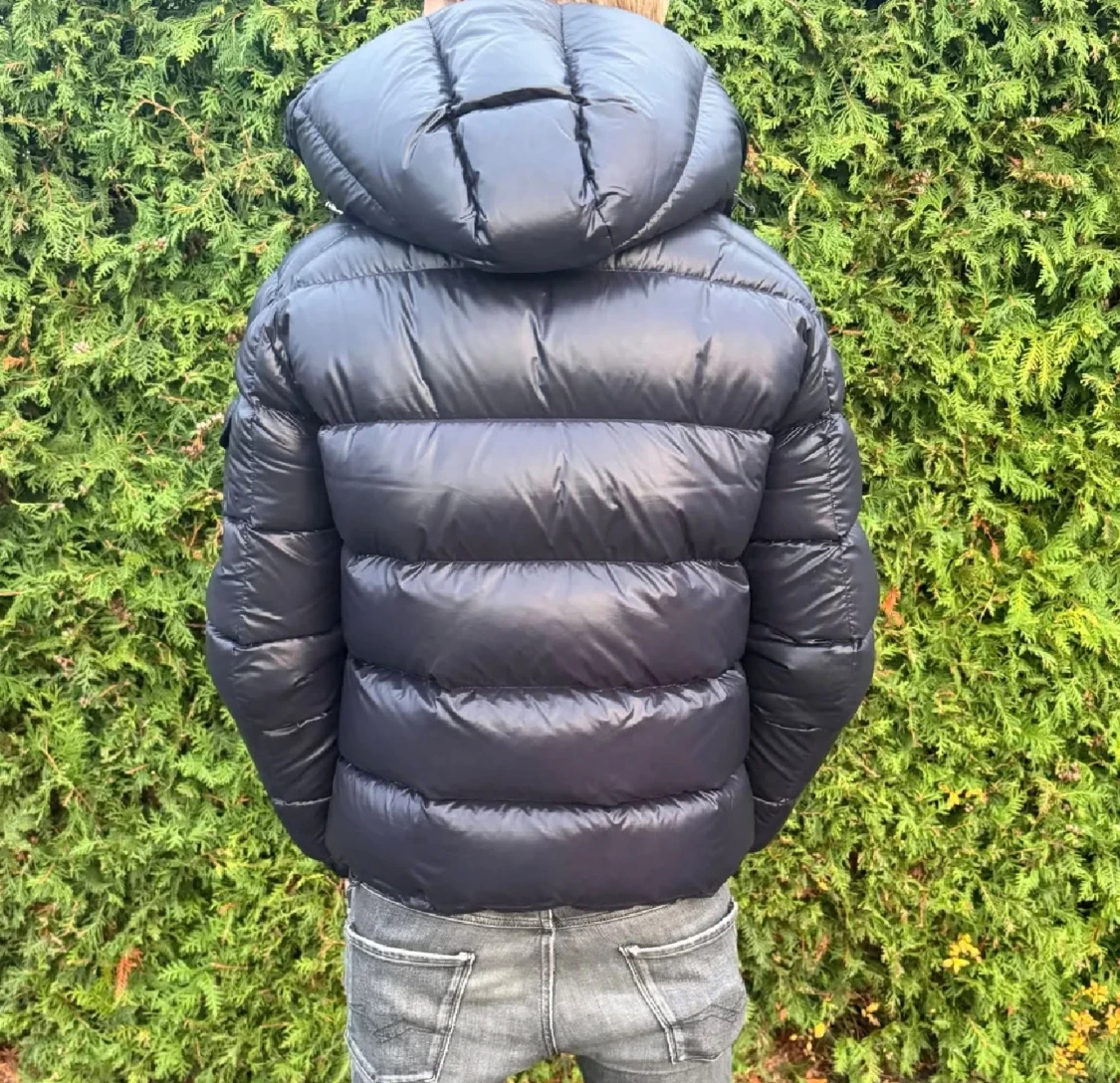 Marinblå moncler Maya  - 2