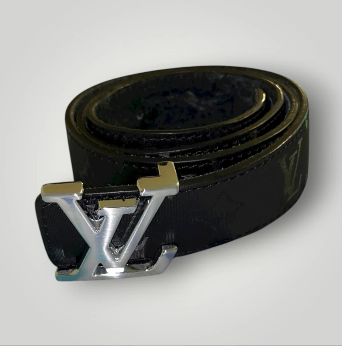 L.V bälte 115cm