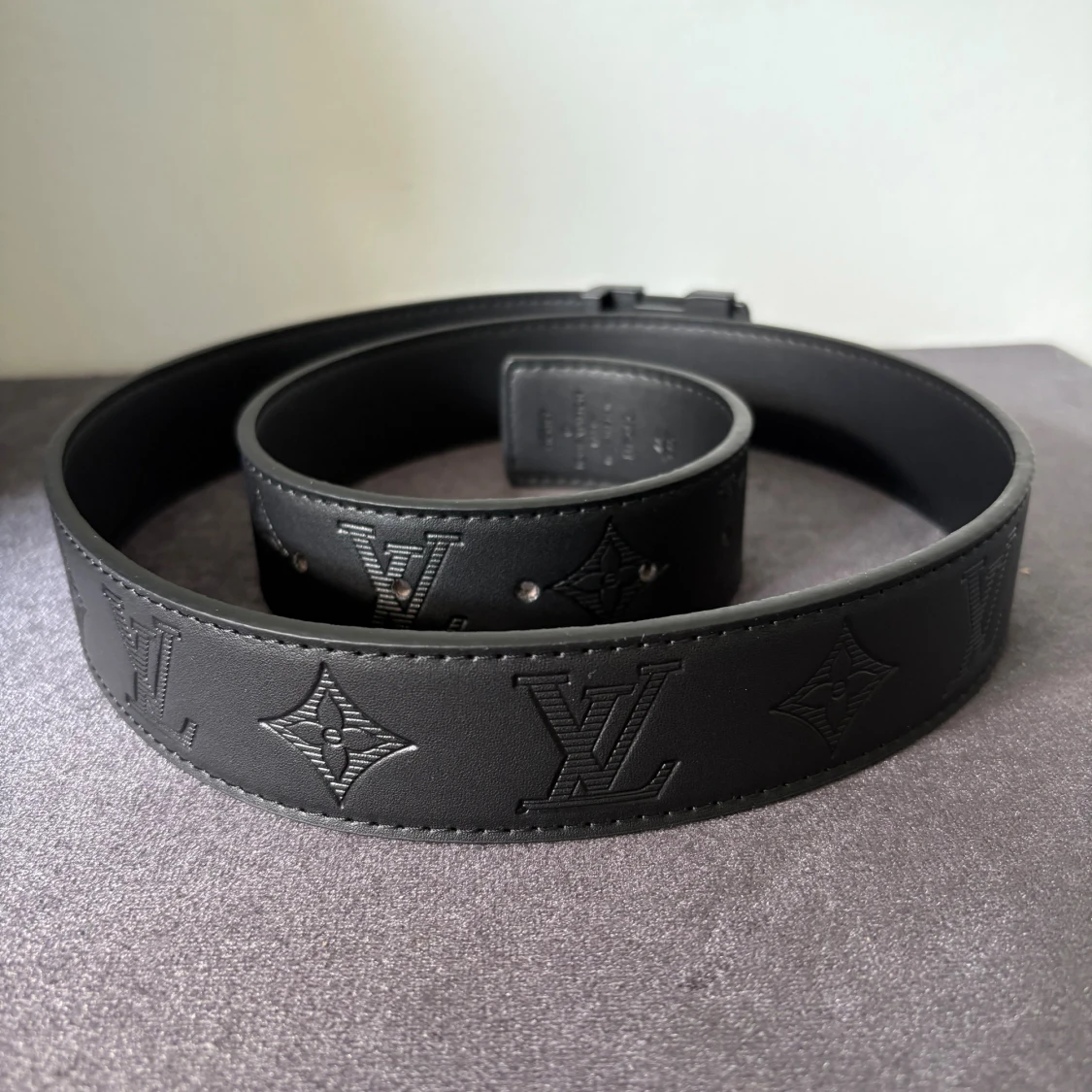 Svart Louis Vuitton skärp i skinn - 1