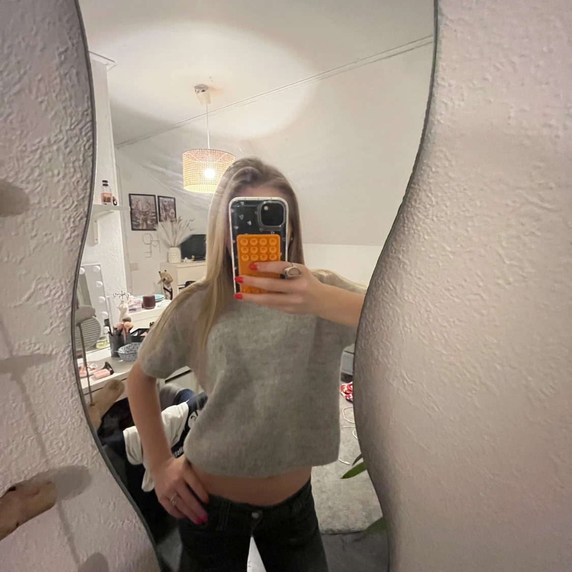 Grå croppad stickad tröja - 1