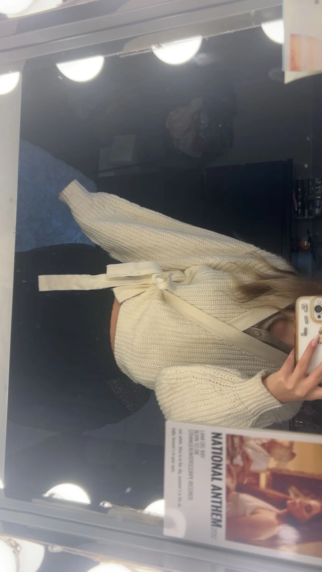 Beige stickad omlottkofta med knyt - 1