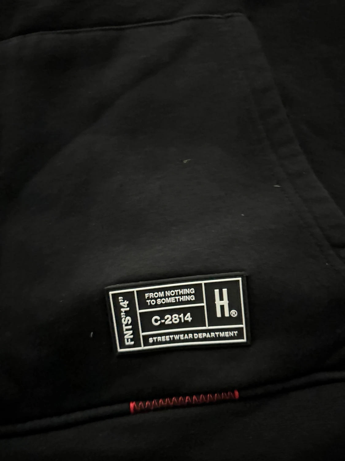 Svart hoodie från Hoodrich XS - 1