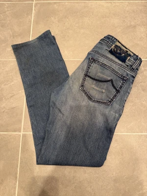 Jacob Cohen 622 Comfort  - Ett par riktigt snygga byxor från Jacob Cohën i storlek W30 i modellen 622 comfort 