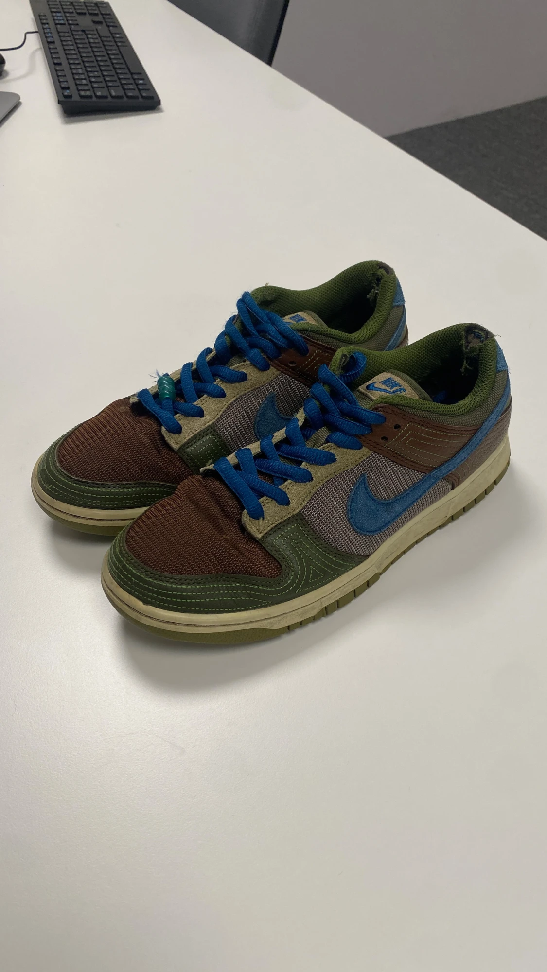 Nike Dunk Low i grönt och brunt - 2