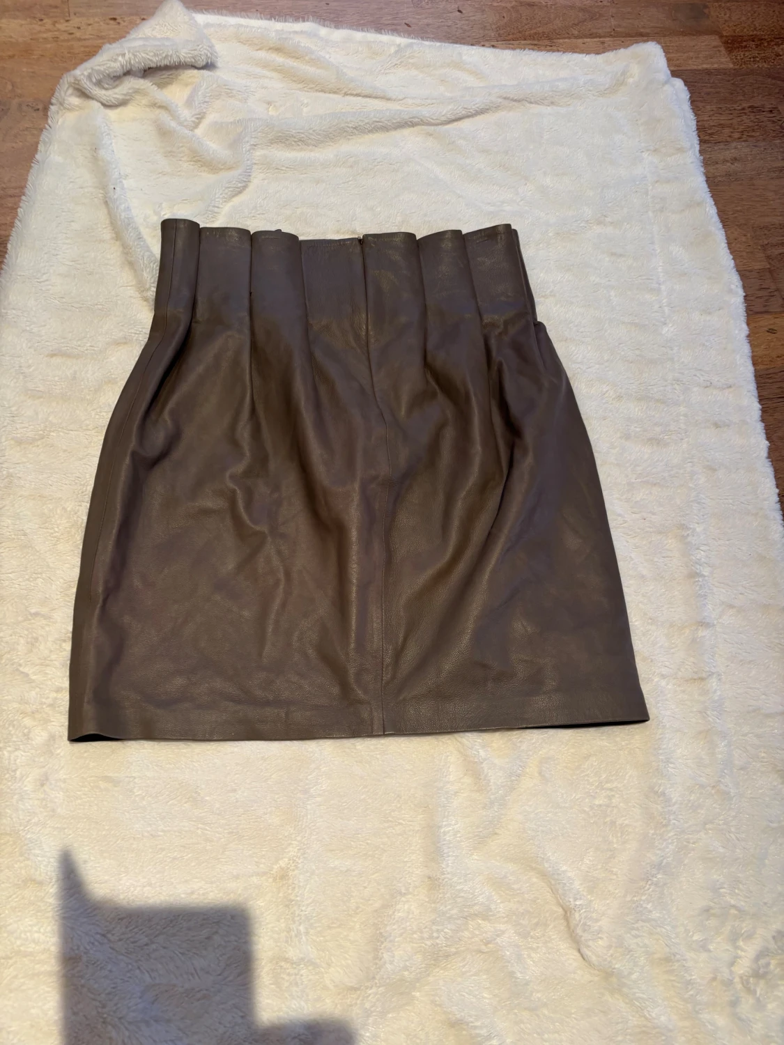 Brun skinnkjol från Saint Tropez