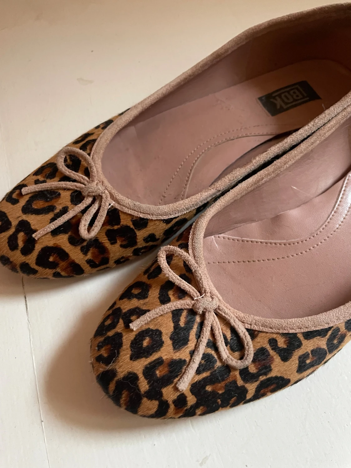 Leopardmönstrade ballerinaskor 