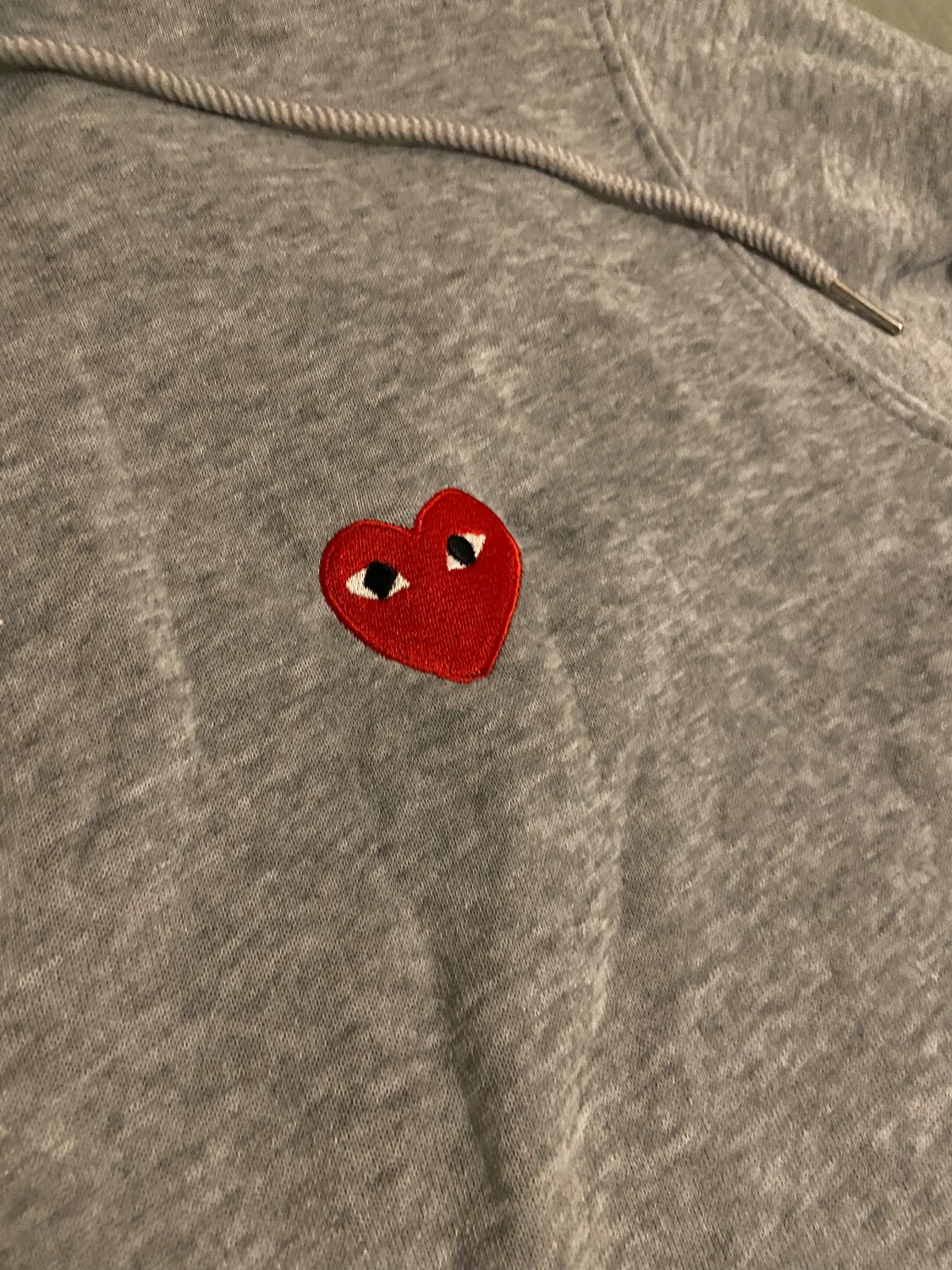 Grå hoodie Comme des Garçons Play - 2