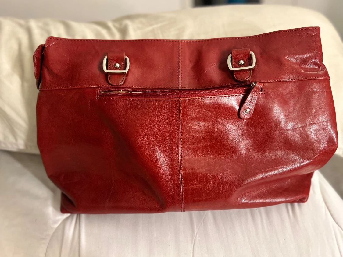 Röd axelväska från The Monte i skinn - 1
