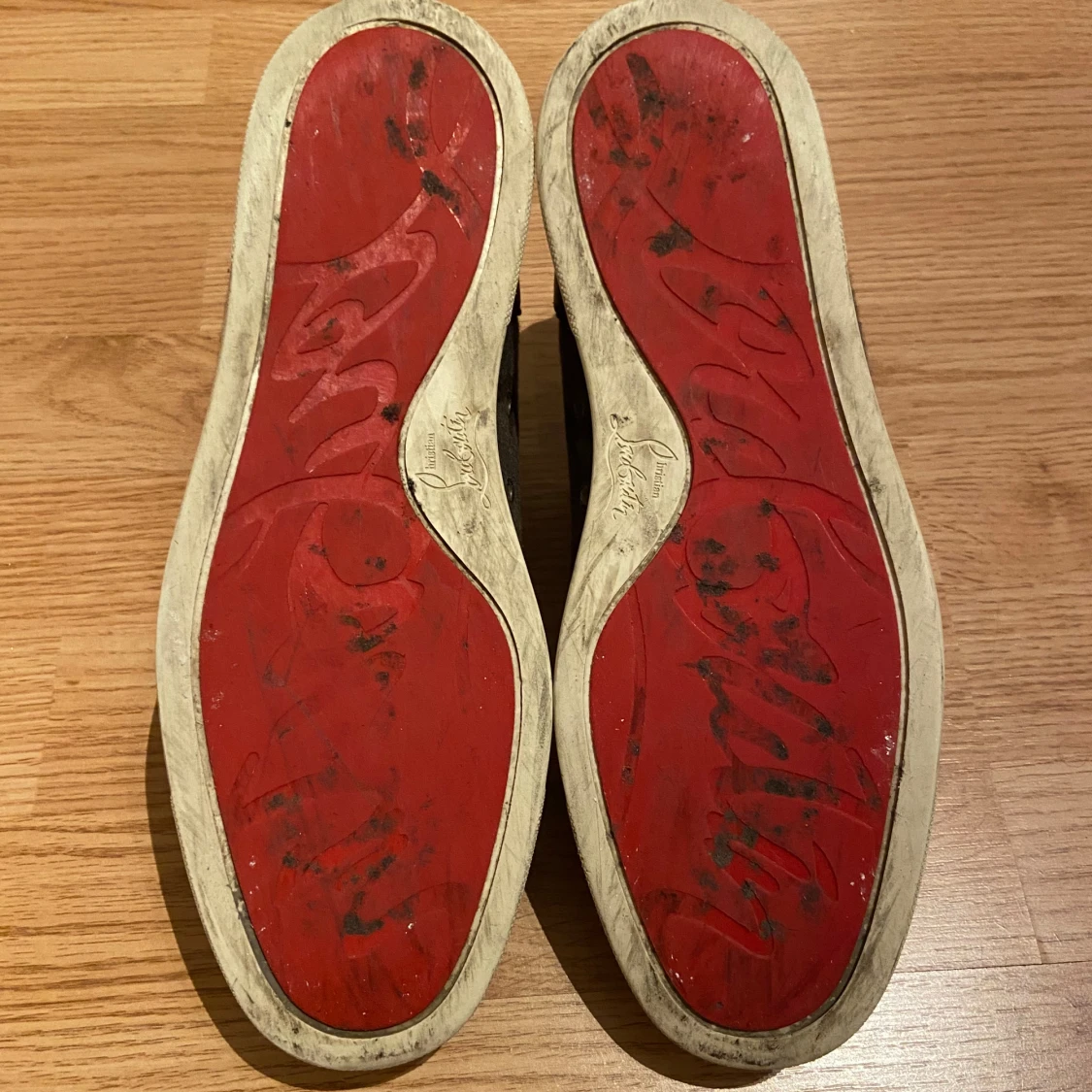 Christian Louboutin - 4