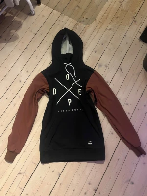 Skidjacka från dope  - Skidjacka från dope som ny. Storlek xs 