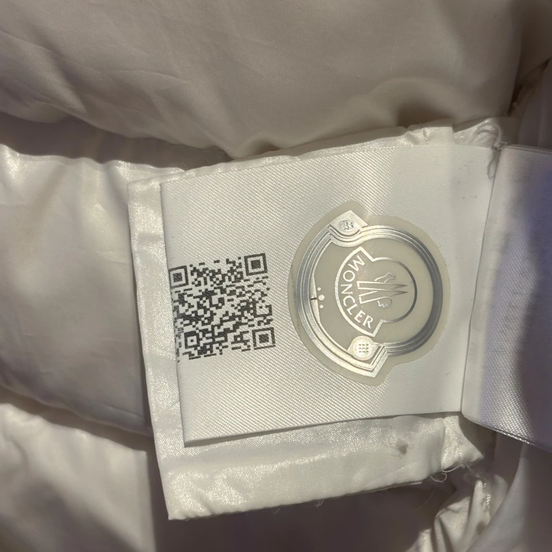 Vit Moncler pufferjacka med dragkedja - 3