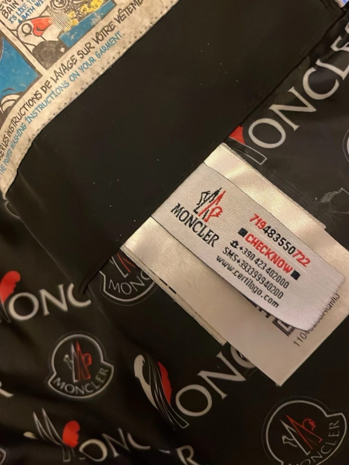 Svart dunväst från Moncler - 1