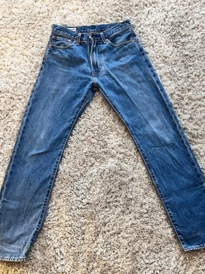 Levi Jens  - Storlek W28 L32