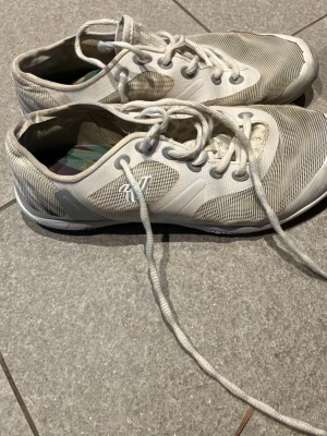 Cheerleadingskor 38.5 - Cheerleadingskor Varsity 38.5