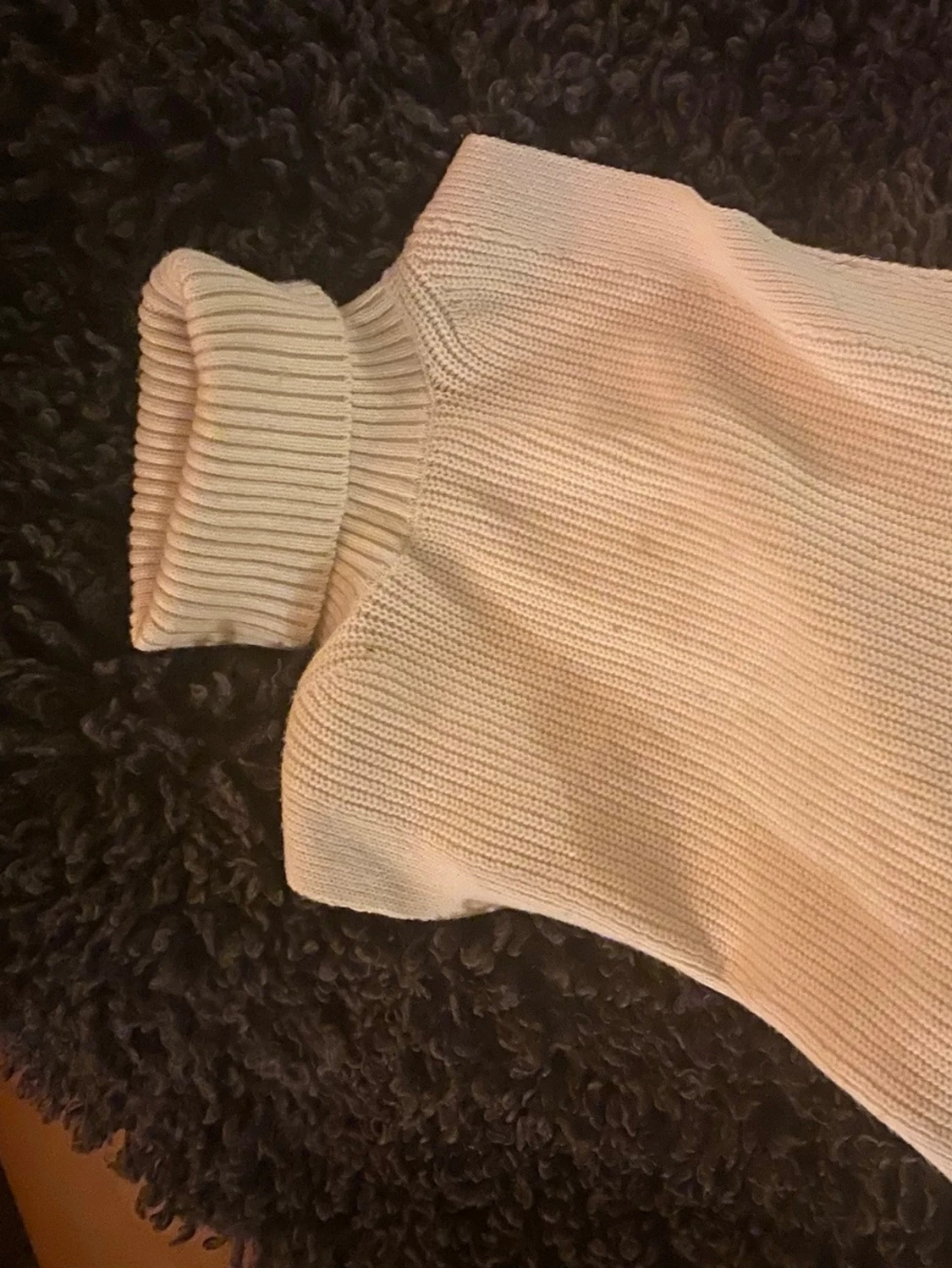 Beige stickad polotröja - 1