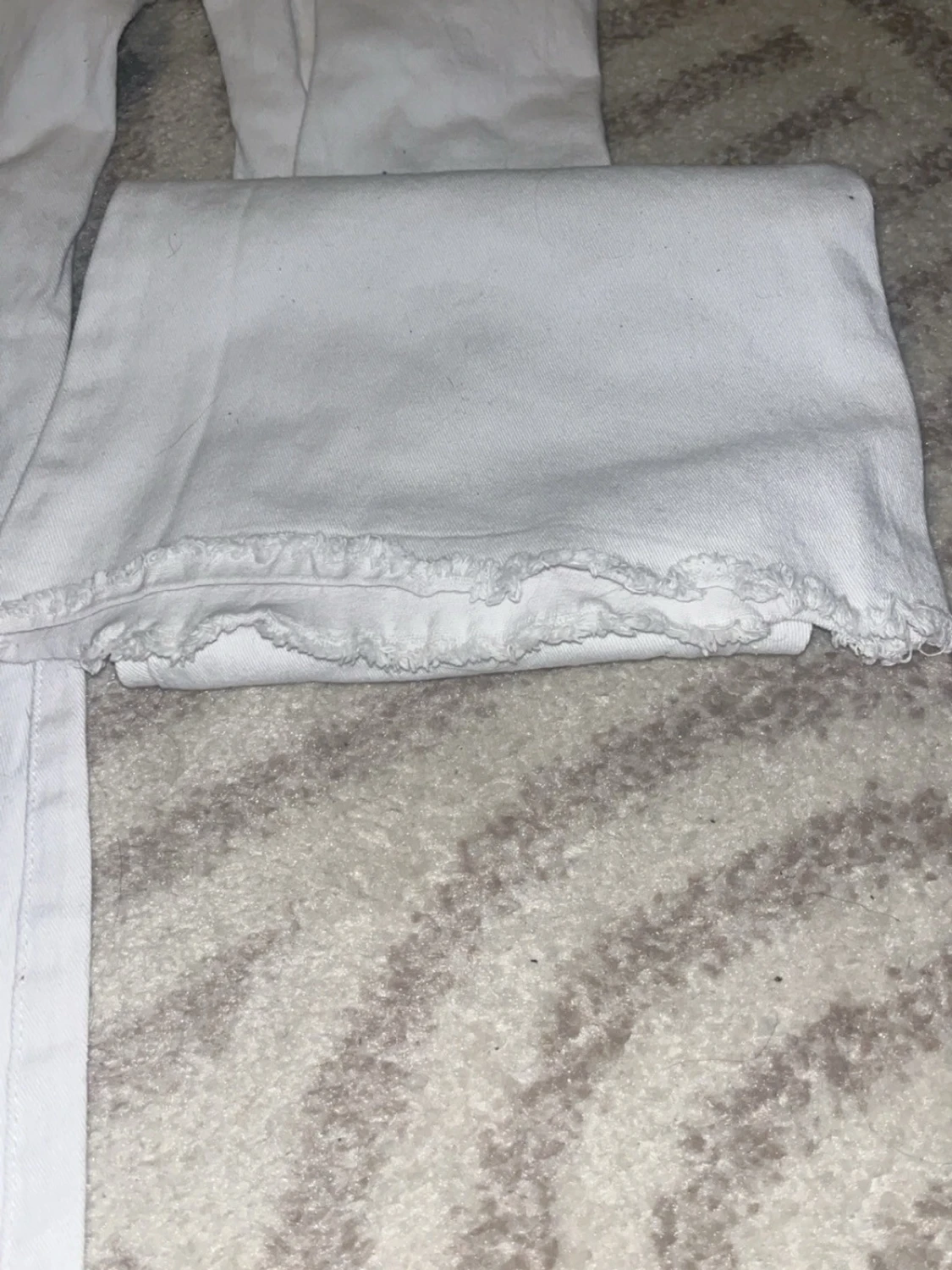 Vita bootcut jeans från SHEIN - 4