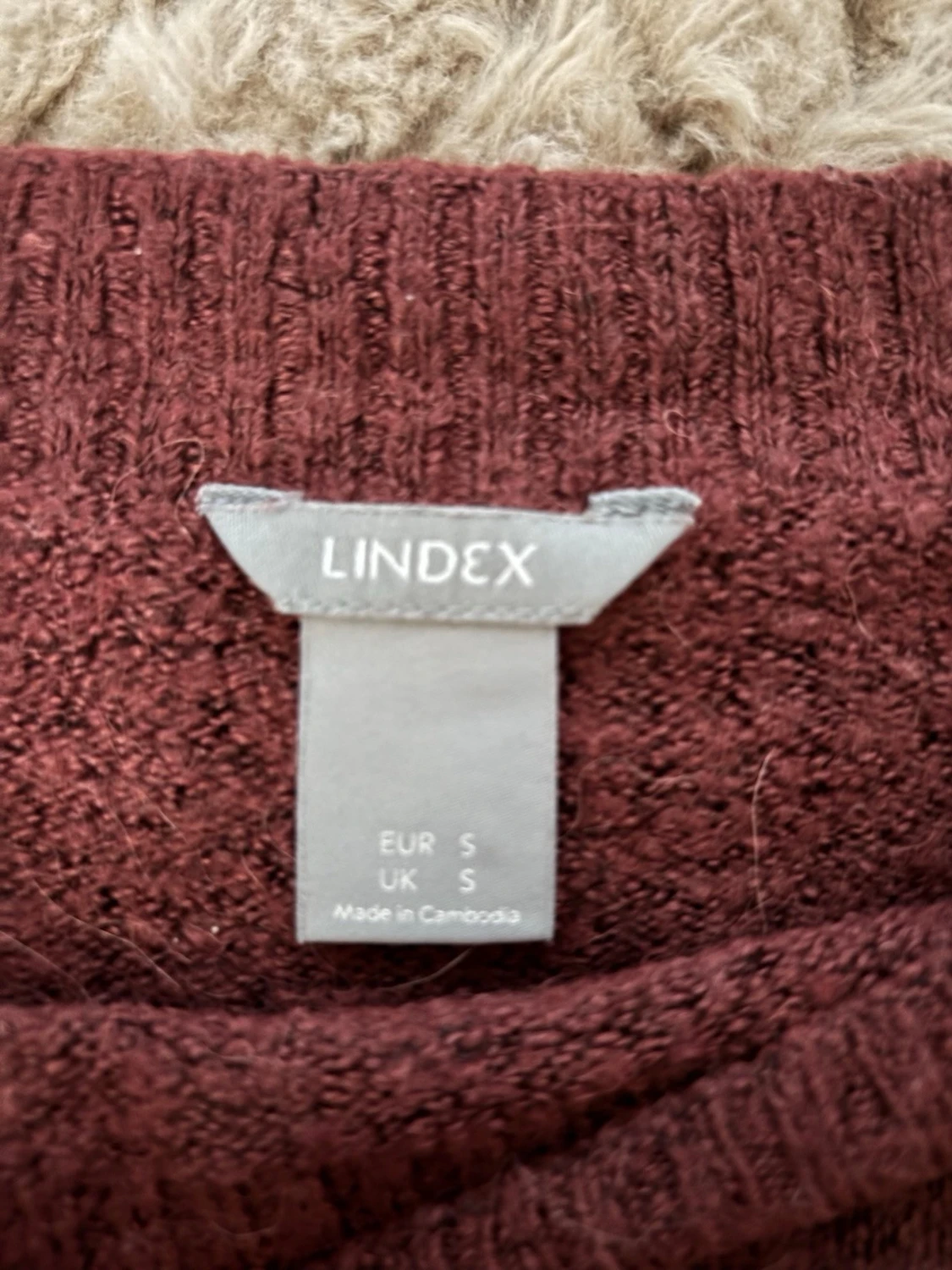 Vinröd stickad tröja från Lindex - 3