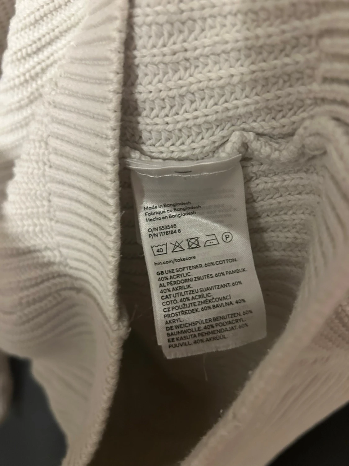 Beige stickad kofta från H&M - 2