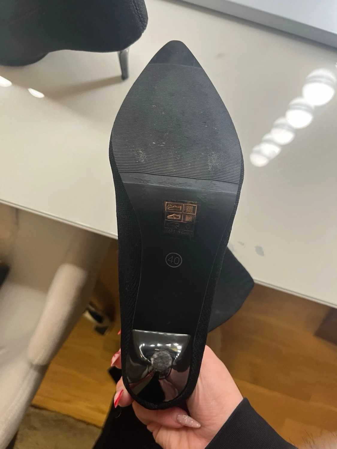 Svarta stretchiga stövletter med klack - 2