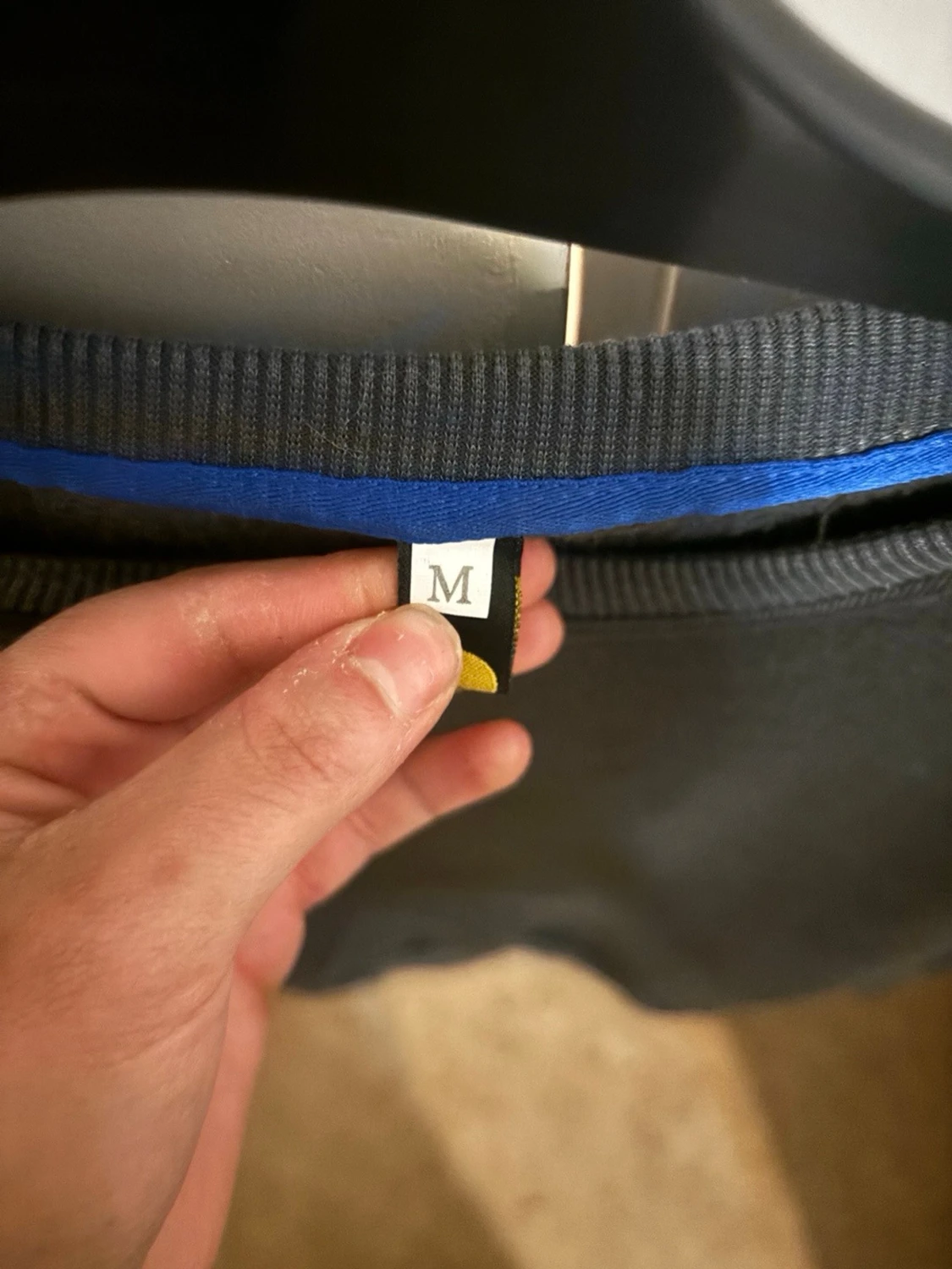 Mörkgrå sweatshirt  - 2