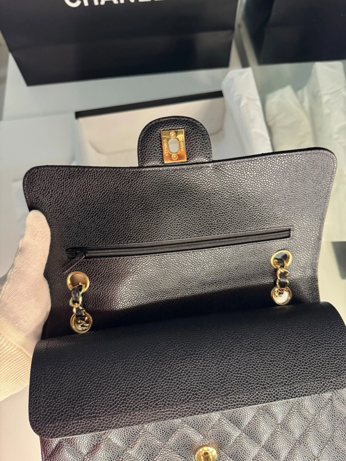 Svart quiltad CC handväska - 2