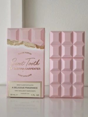 Sweet Tooth by Sabrina Carpenter - Sweet Tooth by Sabrina Carpenter. 30 ml. Testsprayad endast 4-5 gånger.