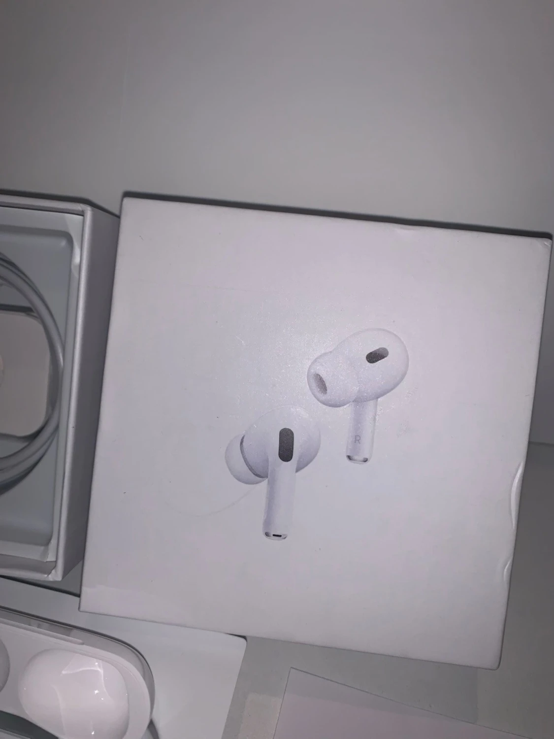 Apple AirPods Pro trådlösa hörlurar - 1