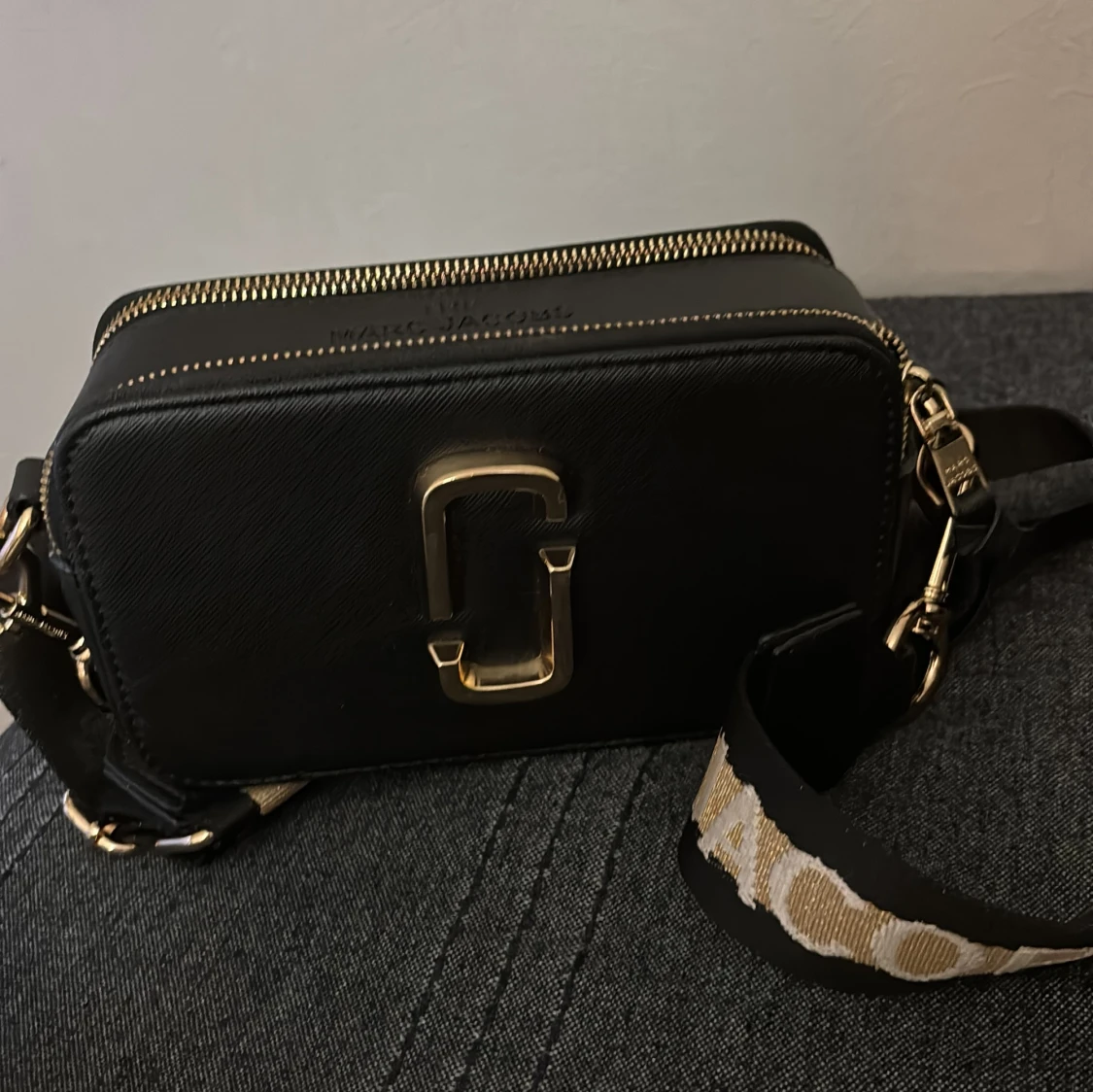 Svart axelväska från Marc Jacobs