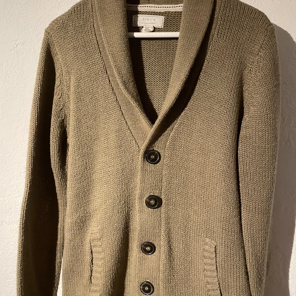 Stickad Cardigan - 1