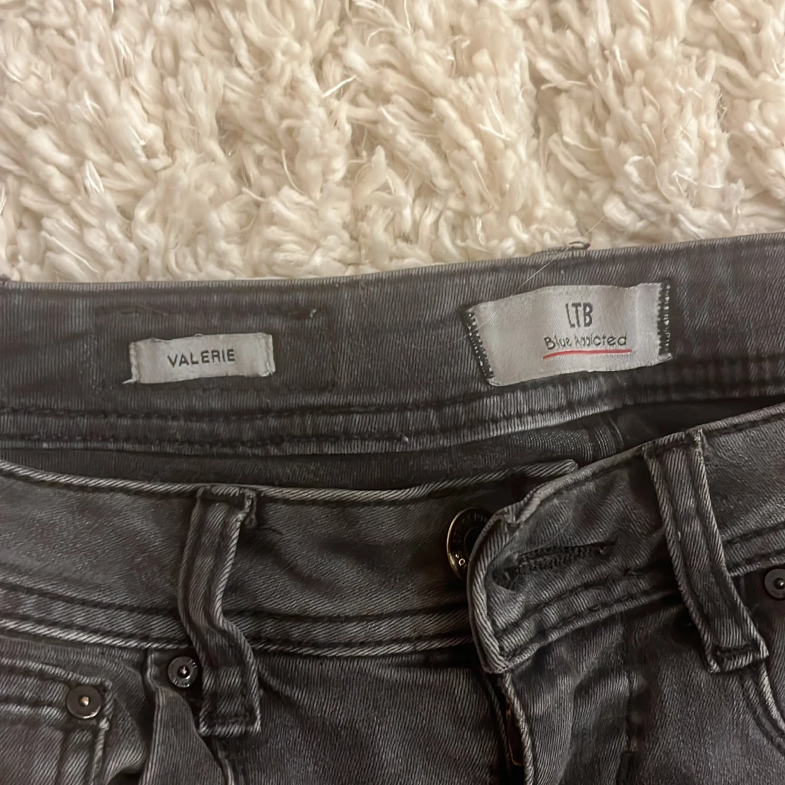 Svarta bootcut jeans från LTB - 2
