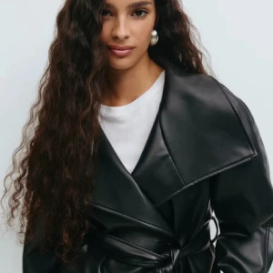 Gina  puh jacket - Aldrig använd säljer då den inte passar mig