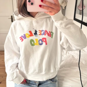 Ralph lauren hoodie!  - Så snygg och unik! Cropad modell. 