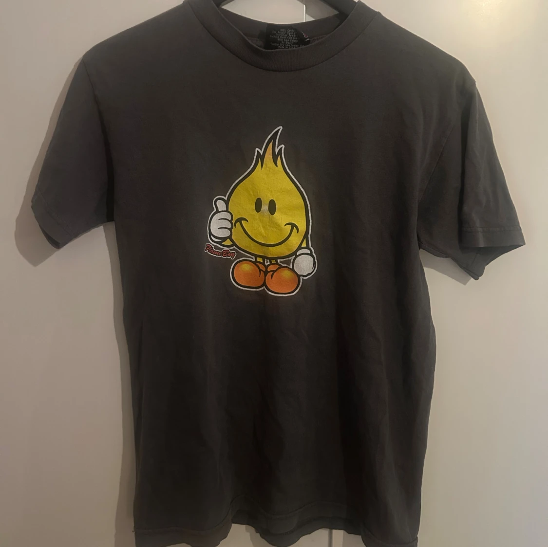 Vintage 90s world industries t-shirt 