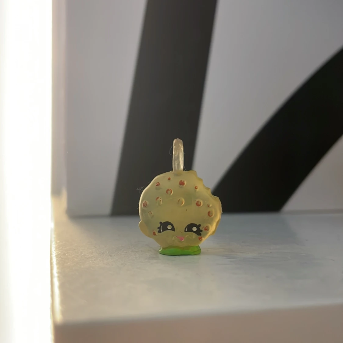 Shopkins Season 5 CHARM Ultra Rare figure