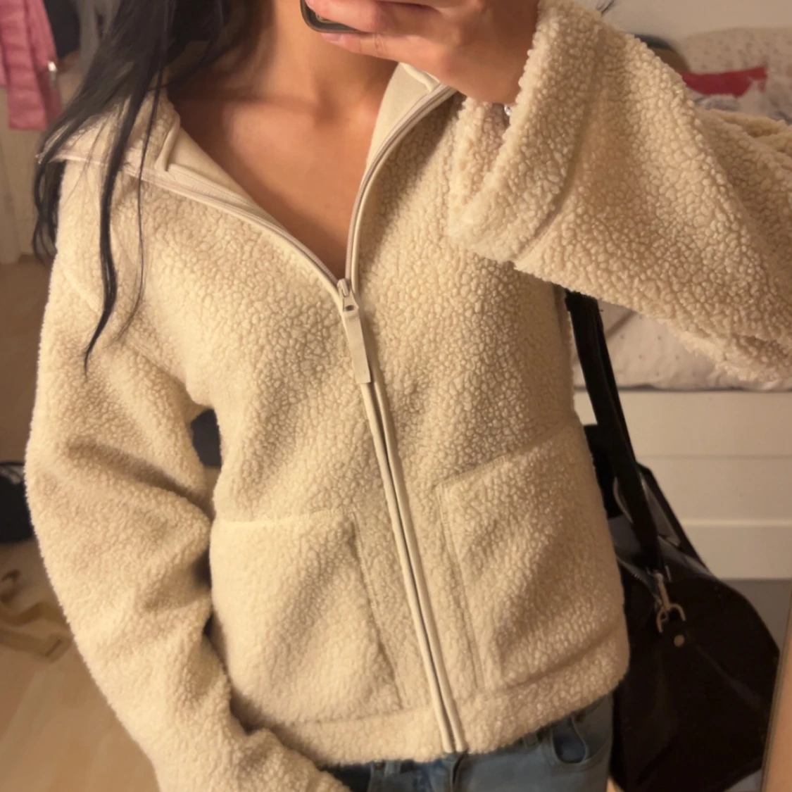 Beige teddyjacka med dragkedja