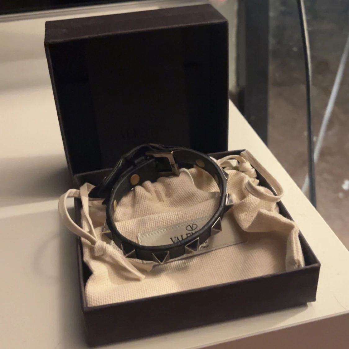 Svart Valentino Garavani armband - 1