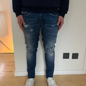 Dondup George  - Dondup George jeans, skinny fit | W32 | skick 9/10 | Hör gärna av dig vid frågor och funderingar! 