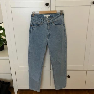 Blåa jeans  - Från hm