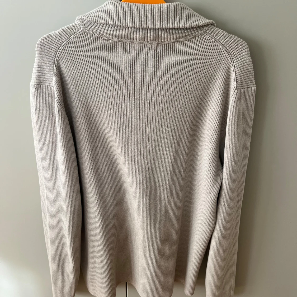 Beige ribbad half zip-tröja från Ljung - 2