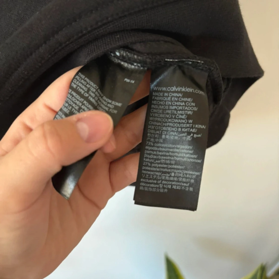 Svart sweatshirt från Calvin Klein Jeans - 2