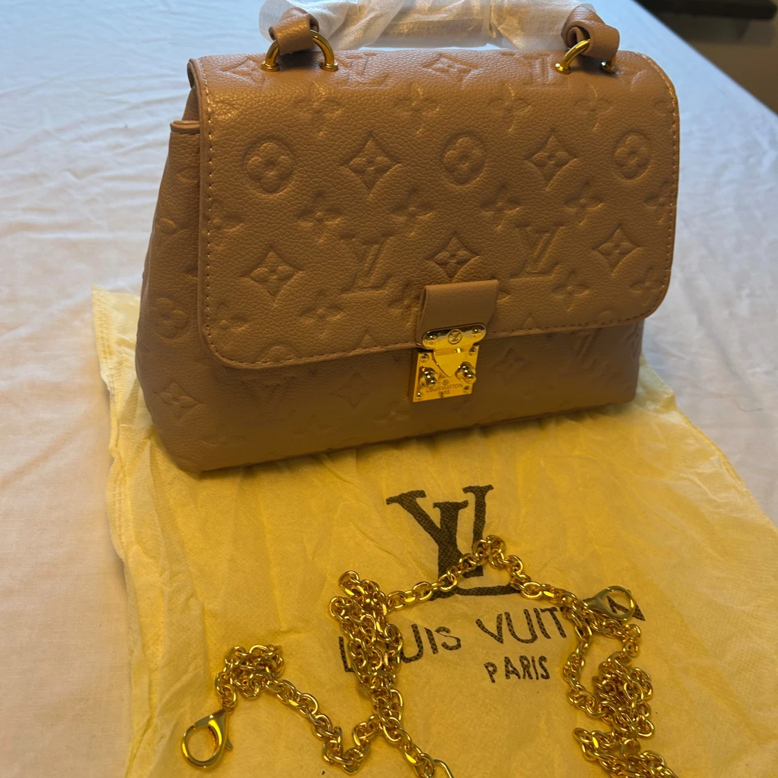Beige Louis Vuitton handväska i skinn - 1